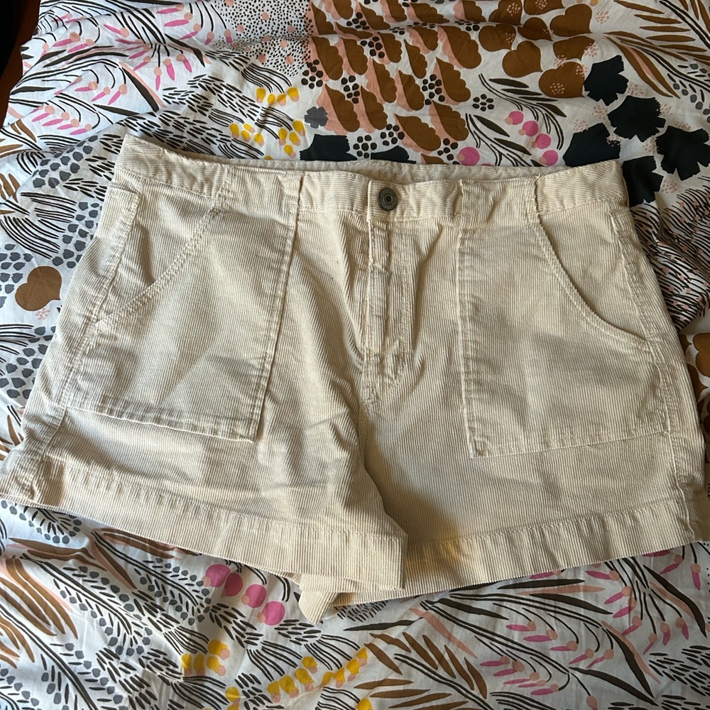 American Eagle Shorts, Size 16